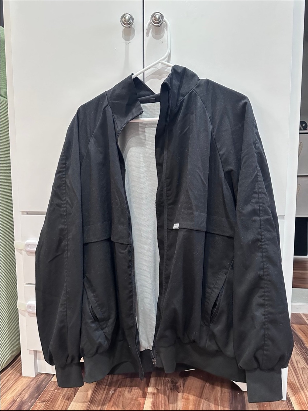 Unisex Black Scrub Jacket